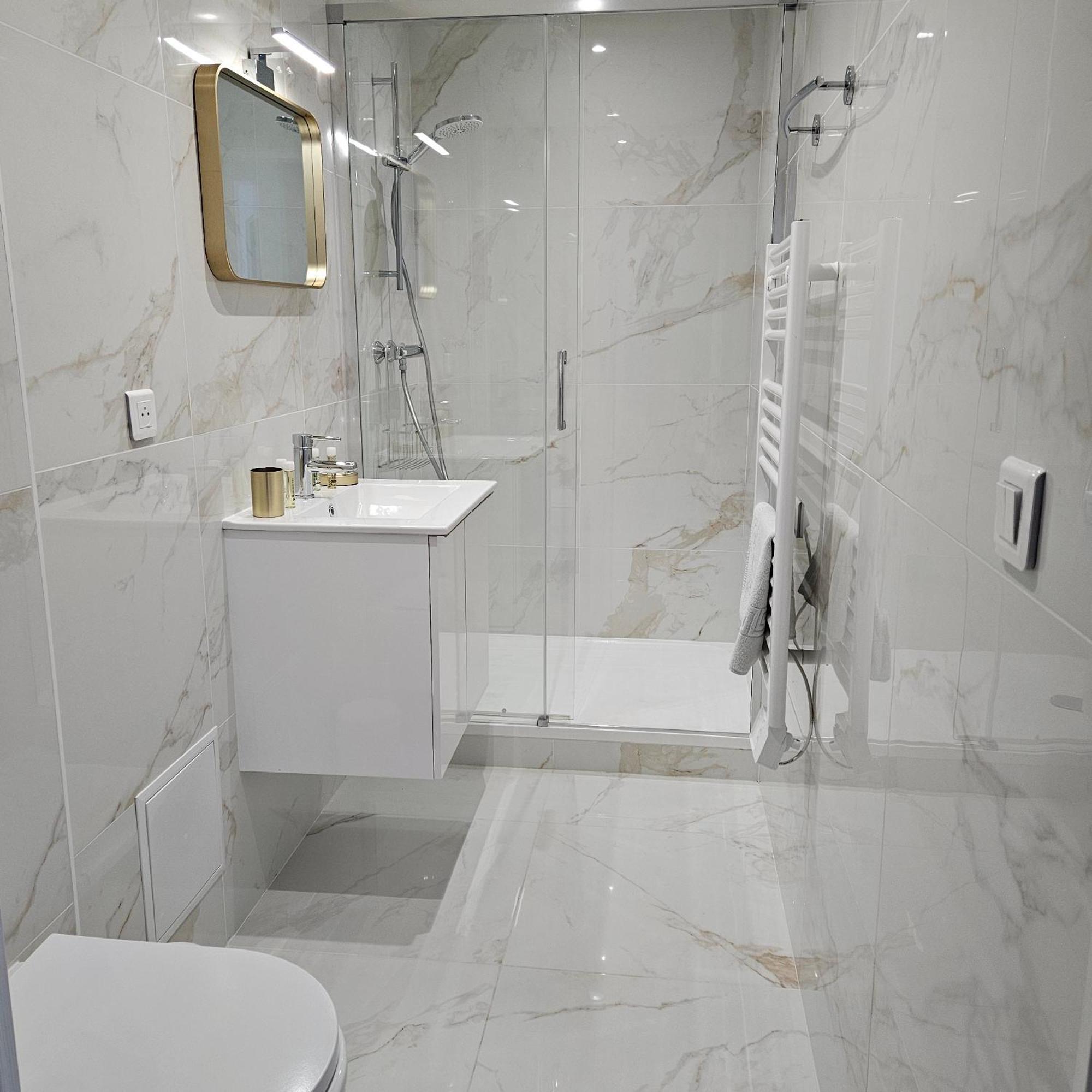 เฟอร์นิช อพาร์ตเมนต์ เรซีด็องซ์ เลอ เรอแล อาเมลี Aparthotel Clamart ภายนอก รูปภาพ