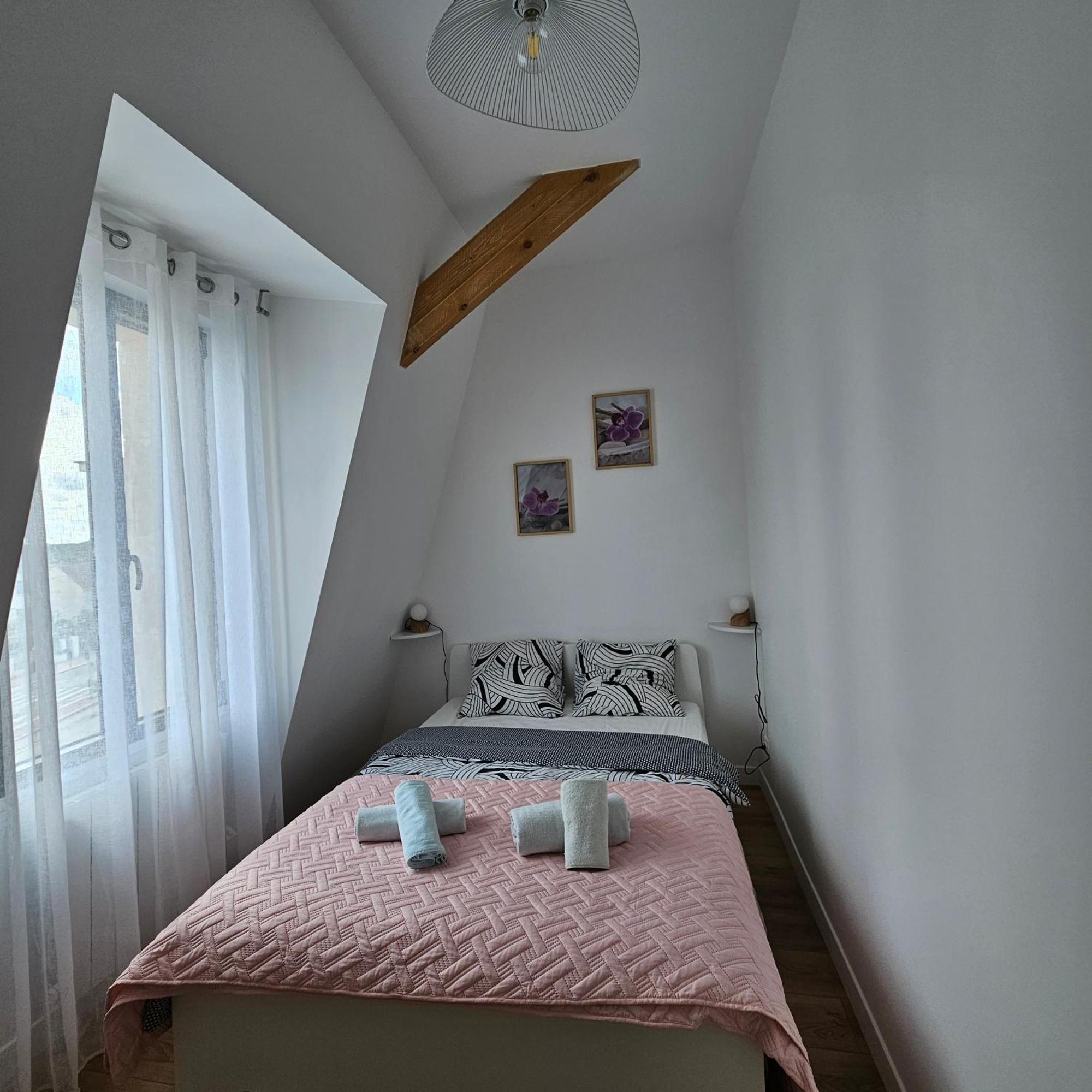 เฟอร์นิช อพาร์ตเมนต์ เรซีด็องซ์ เลอ เรอแล อาเมลี Aparthotel Clamart ภายนอก รูปภาพ