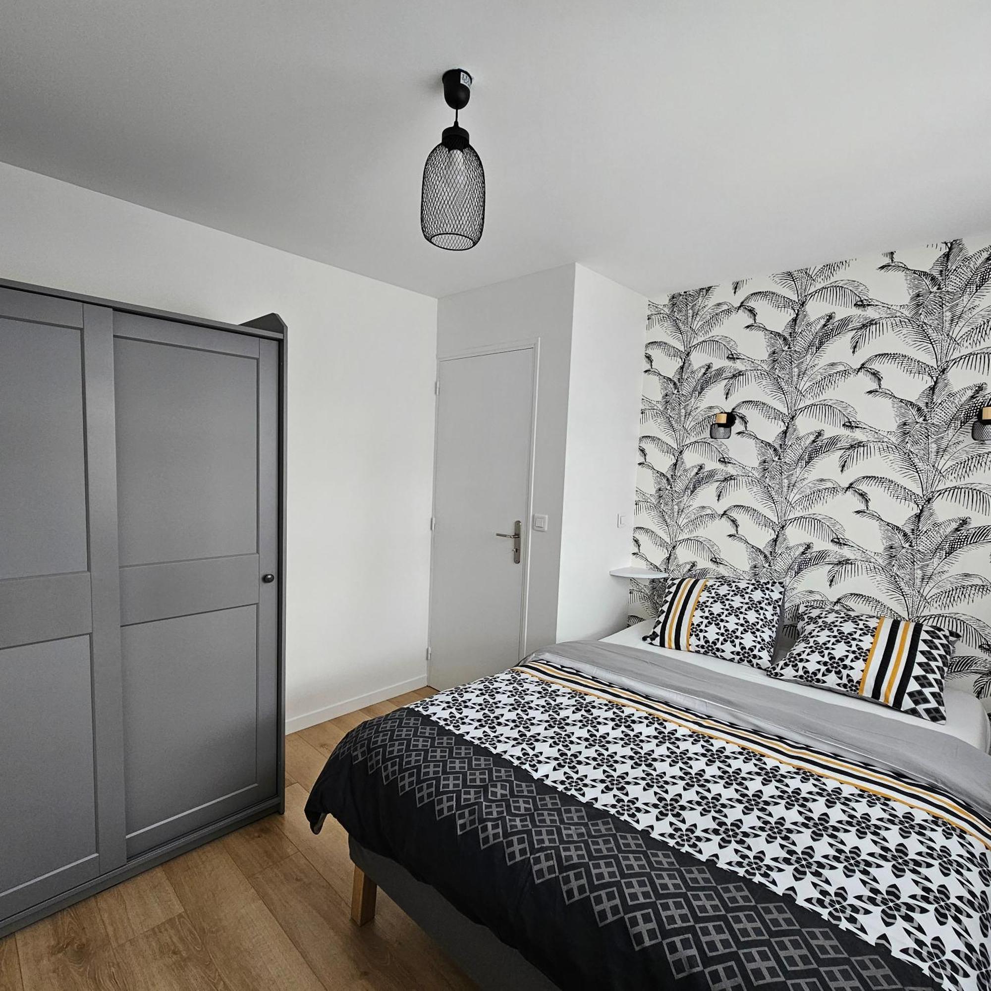 เฟอร์นิช อพาร์ตเมนต์ เรซีด็องซ์ เลอ เรอแล อาเมลี Aparthotel Clamart ภายนอก รูปภาพ