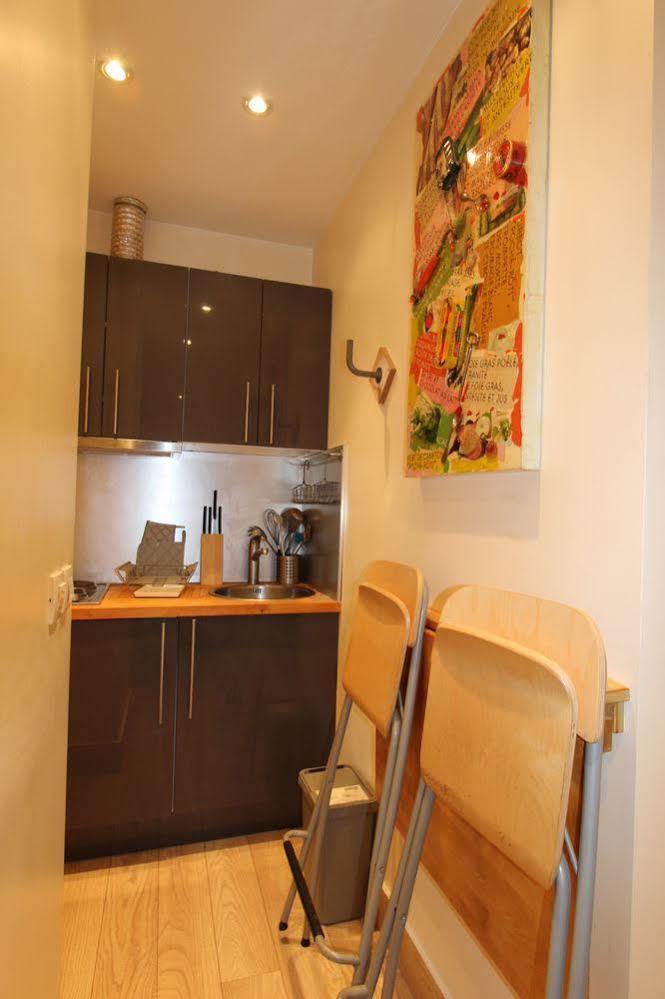 เฟอร์นิช อพาร์ตเมนต์ เรซีด็องซ์ เลอ เรอแล อาเมลี Aparthotel Clamart ภายนอก รูปภาพ